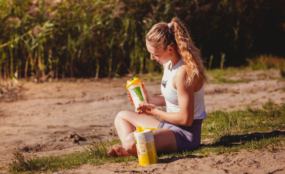 Franka mit Almased Shake und Dose