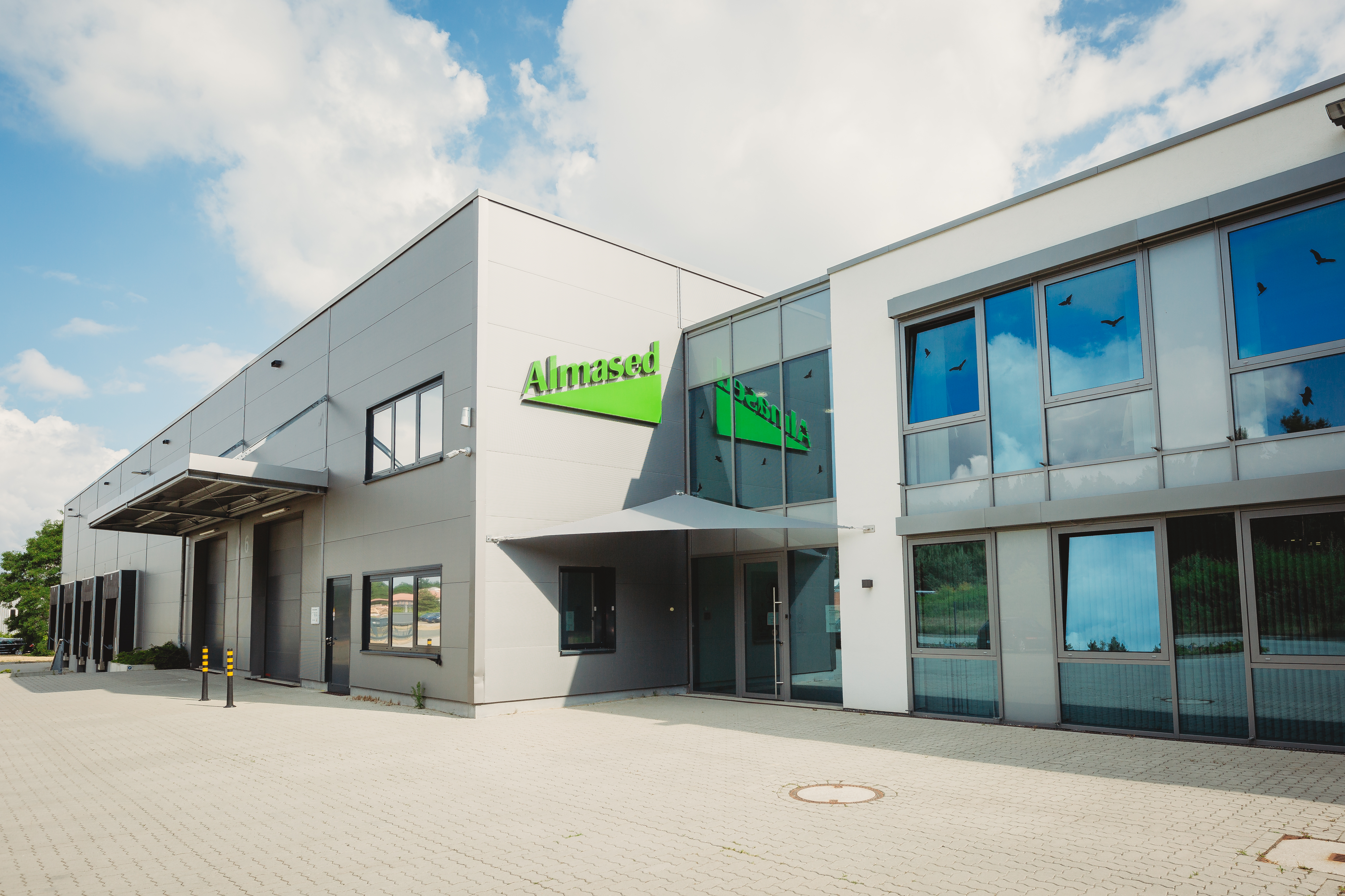 Neues Almased Firmengebäude in Bienenbüttel
