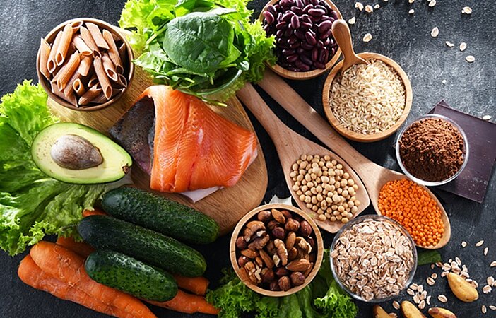 gesunde-Lebensmittel-die-lange-satt-halten-proteinreich-ballaststoffreich